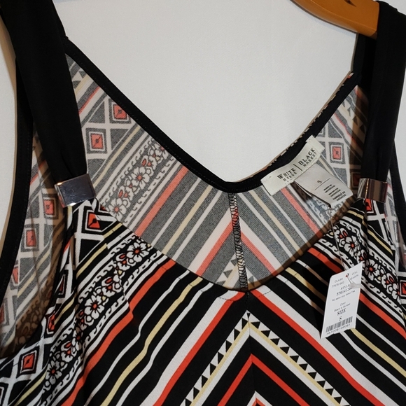 NWT White House/ Black Market top - Picture 2 of 3